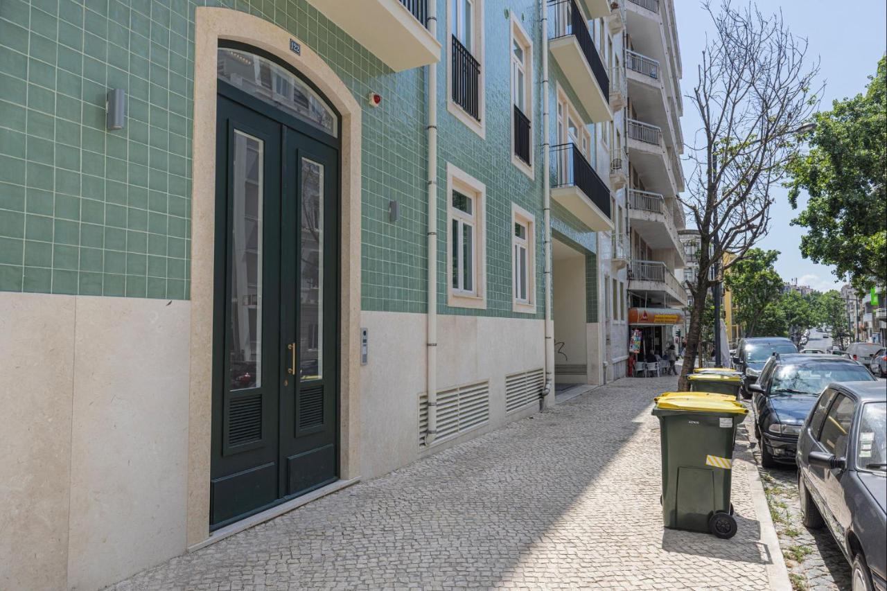 Upscale Apartment In City Center By Lovelystay Lisbon Exterior photo